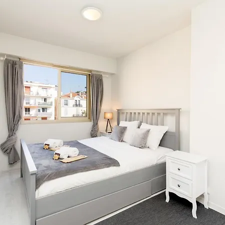Apartment Nomad Yourhosthelper *